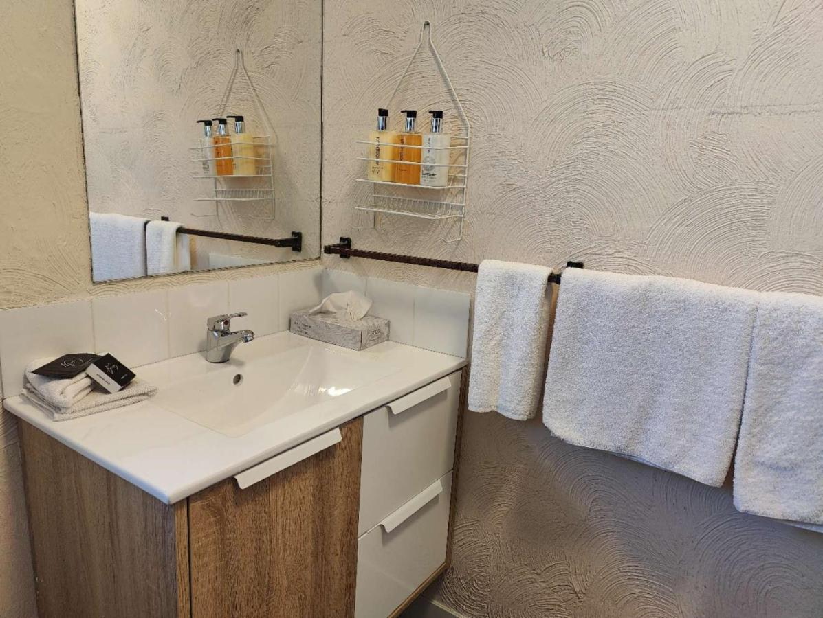 Kings Court Motor Lodge Хамилтън Екстериор снимка